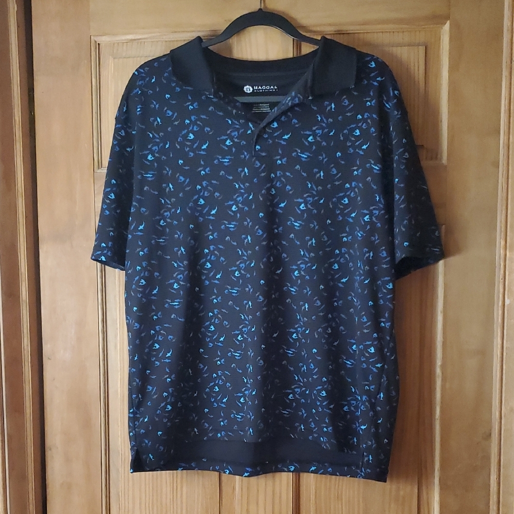 Like New Haggar Men's Black and Blue Shark Polo Shirt, Size L